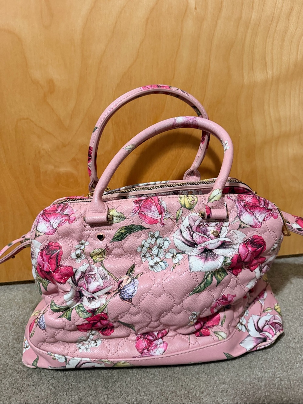 Betsey Johnson Pink Floral Quilted Satchel Shoulder Bag - zipper issue - Picture 2 of 6